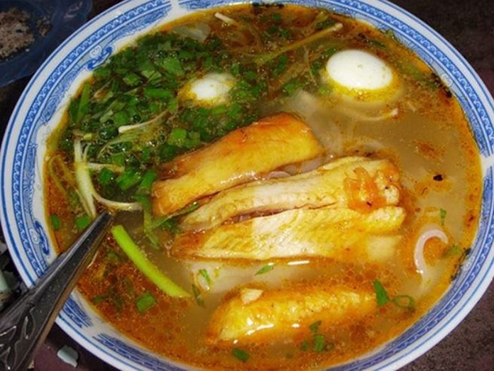 banh-canh-ca-loc-da-nang-2