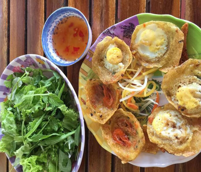 banh-can-da-nang-3